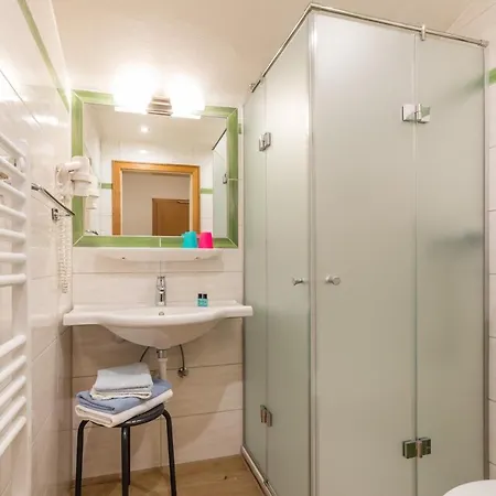 Fruehstueckspension Roetelstein Penzion 3*