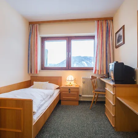 Fruehstueckspension Roetelstein 3*