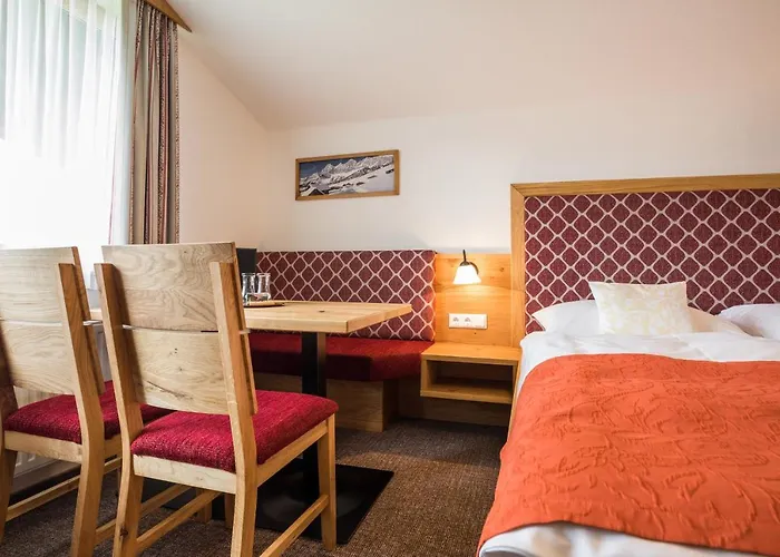 Fruehstueckspension Roetelstein בית הארחה