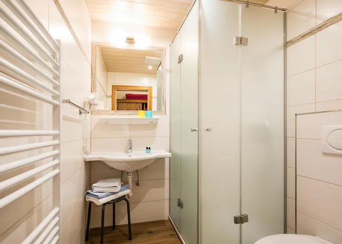 Fruehstueckspension Roetelstein Vendégház 3*