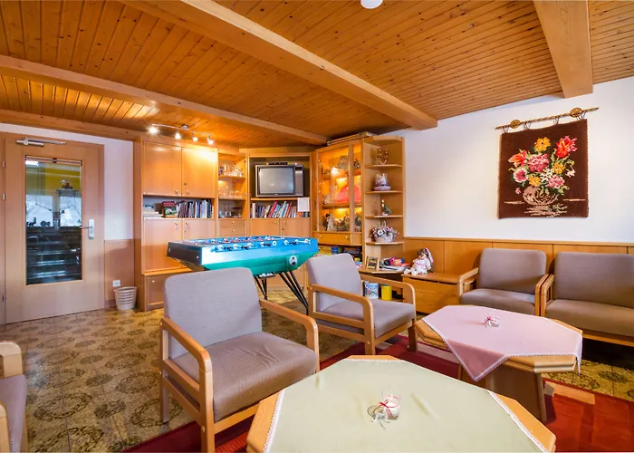 게스트하우스 Fruehstueckspension Roetelstein 3*